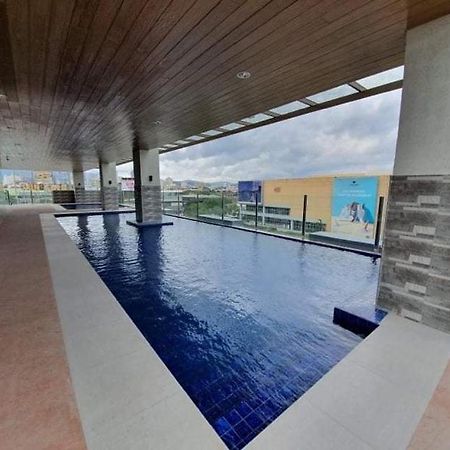 Sunvida Condo Across Sm City Cebu W/ Wifi And View Екстер'єр фото